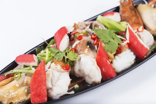 Salade thaïlandaise de fruits de mer épicés — Photo