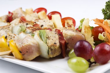 Izgara domuz Barbekü ve sebze 