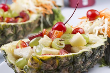 meyve salatası kapatın 