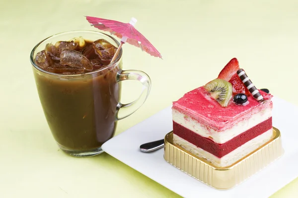 Strawberry Mousse Cake and Ice Coffee — Stock Photo, Image