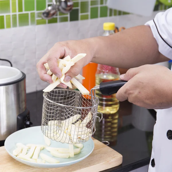 Chef prepared raw potato — Stock Photo, Image