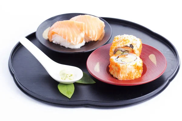 California Maki Roll s Masago a Sushi losos — Stock fotografie