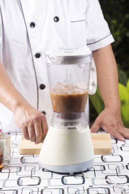 Şef dönüşte anahtarı blender 