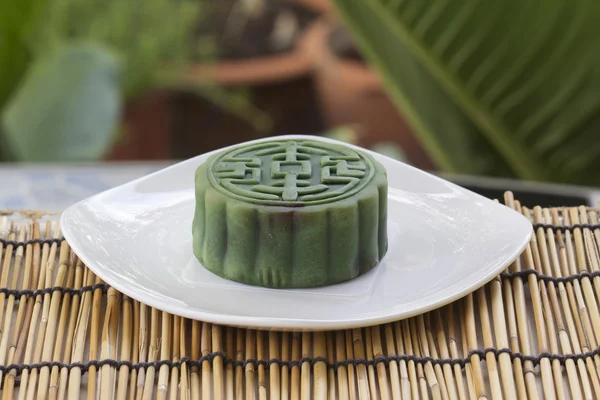 Pastel de luna con relleno Matcha & Red Bean — Foto de Stock