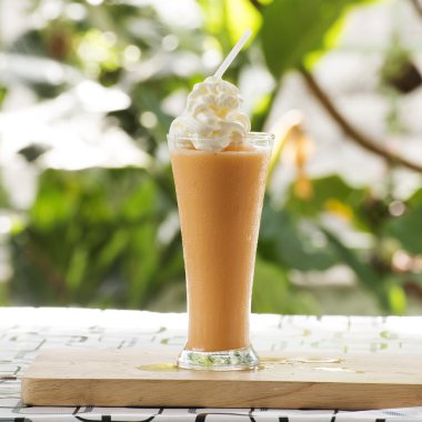 Cam Tay çay smoothie