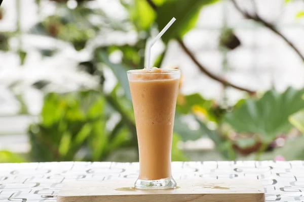 Glas Thai-Tee-Smoothie — Stockfoto