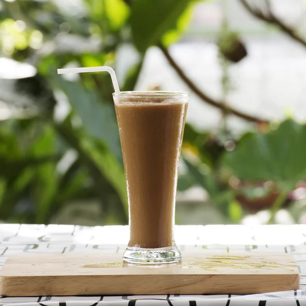 Glas thailändischer Kaffee-Smoothie — Stockfoto