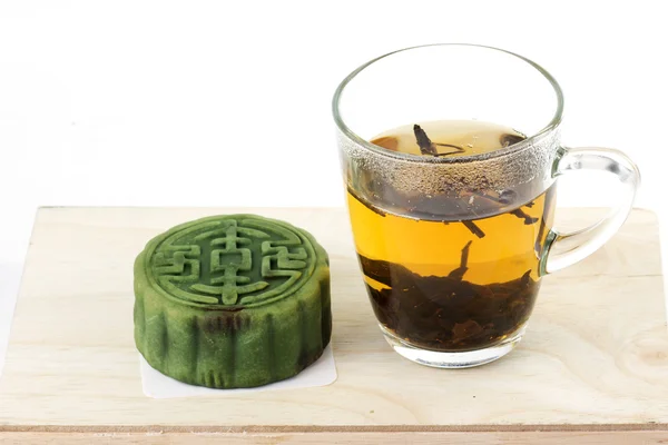 Moon Kek Matcha ve çay — Stok fotoğraf