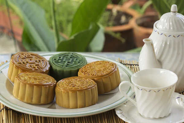 Moon cake on the tray Jug of tea — Stock Photo, Image