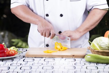 Şef kesme sarı dolmalık biber