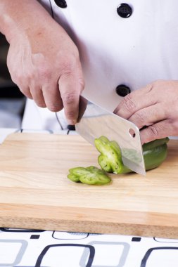 Şef kesme yeşil dolmalık biber