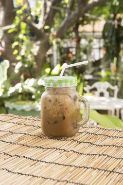 Kahve Tay tarzı buz 