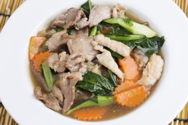 Kızarmış pirinç makarna sos tepesi 