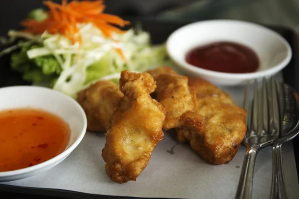 Hähnchenbrust frittiert — Stockfoto