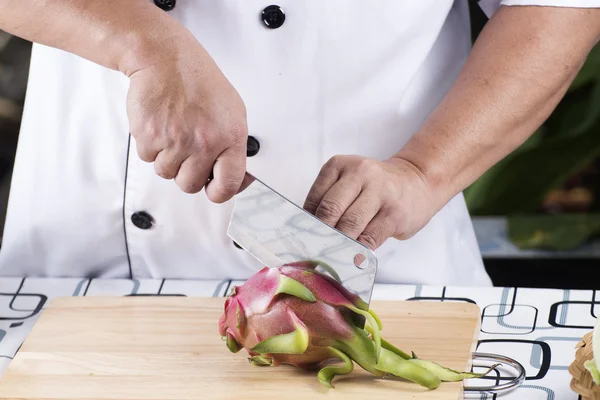 Chef cutting dragon fruit — Stock Photo, Image