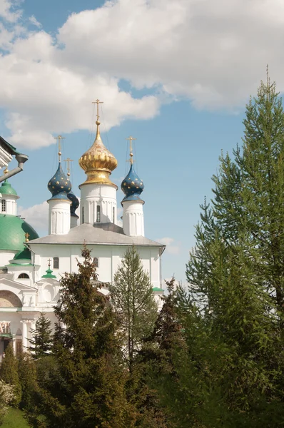 Ростов Великий, Спасо-Яковлевский Дмитриевский монастырь — стоковое фото