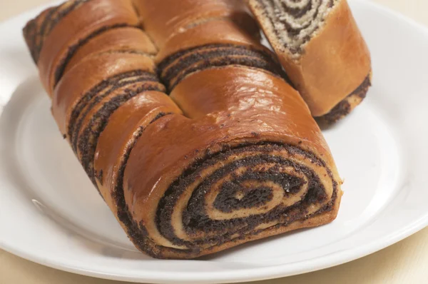 Home sweet rolls with poppyseeds — Stock Photo, Image