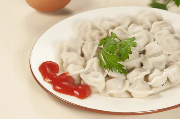 Kött dumplings (pelmeni) — Stockfoto