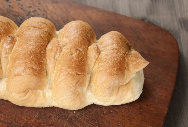 Традиционный пшеничный хлеб — стоковое фото