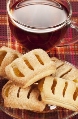 Limonlu kek küçük meyveli turta