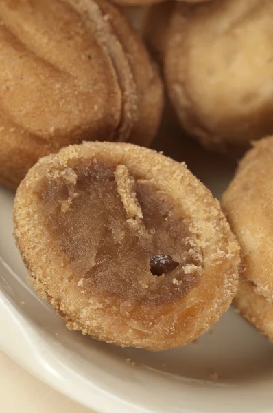 Pastel "Nueces" con mermelada de leche —  Fotos de Stock