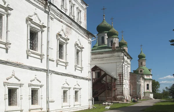 La Catedral de la Dormición y la Iglesia de Todos los Santos de Goritsk —  Fotos de Stock