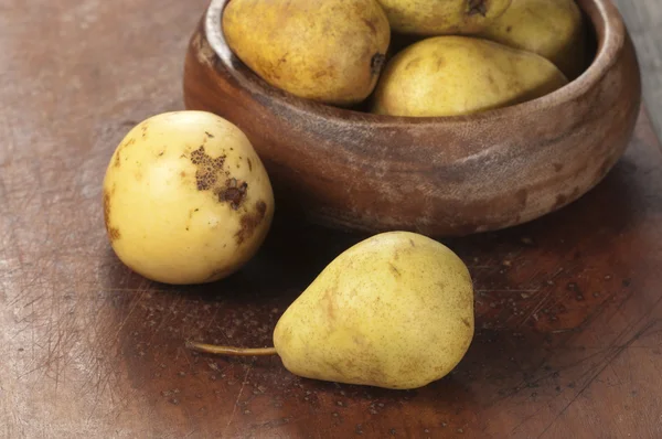 Yellow pears — Stock Photo, Image