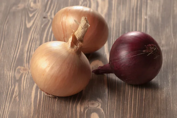 Red and yellow onions — Stock Photo, Image