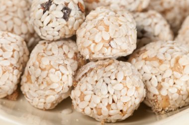 Lambert somun susam ile