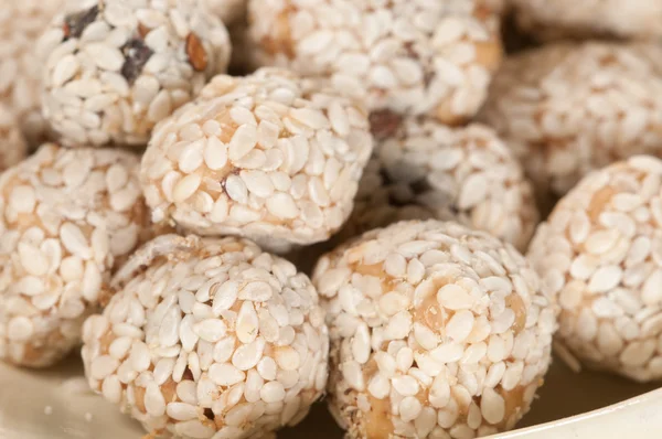 Lambert somun susam ile