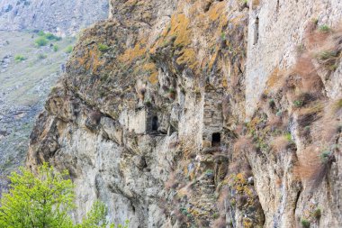 Dağlarda eski evler