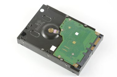 Sabit disk sürücüsü (Hdd) izole beyaz arka plan üzerinde