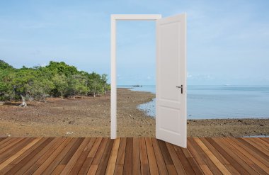 Açılış kapının arkasında manzara