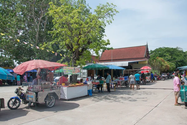 サムットプラカーン - 2016 年 5 月 20 日タイ サムトプラカーン寺で 5 月 20:flea 市場 — ストック写真