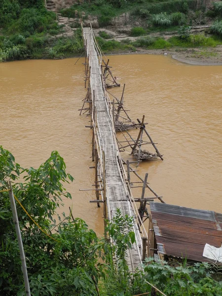 Bamboo bridge in vientiane — Stock Photo, Image