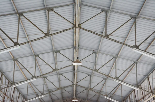 Steel roof structure — Stock Photo, Image