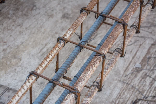 Demir Bükme şekli. bir bina yapımı için kullanılan