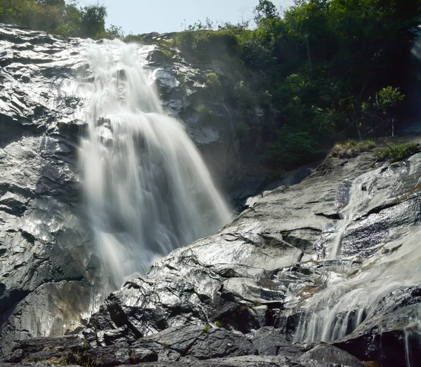 Ngachang şelale: Songkhla, Thailand — Stok fotoğraf