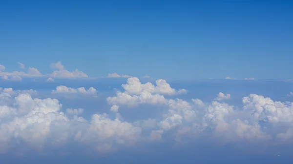Wolken aan de horizon — Stockfoto