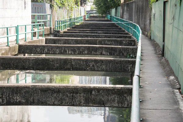 Liten kanal i Bangkok, Thailand — Stockfoto