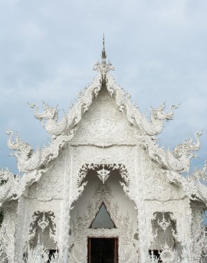 WAT Rong khun yabancılar arasında Beyaz Tapınak Tayland Chiangrai ili olarak bilinen