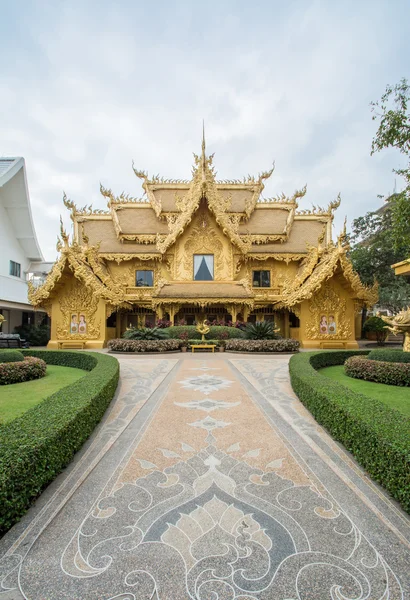 Toalett för thailändska Art Taken från Wat Rong Khun, Chiang Rai provinsen Thailand — Stockfoto