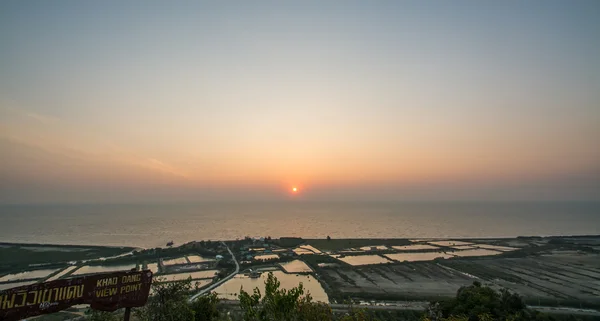 Sunrise at Khao Dang Viewpoint, Samroiyod national park, Thailand — Stock Photo, Image