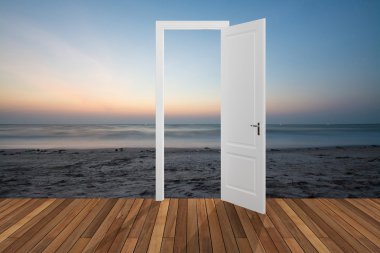 Açılış kapının arkasında manzara