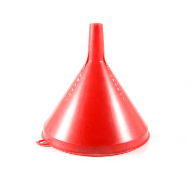 Beyaz arka plan üzerinde izole kırmızı huni.
