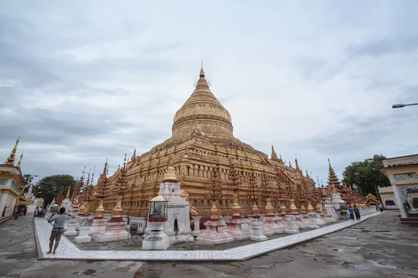 Shwezigon 帕亚，蒲甘缅甸. — 图库照片