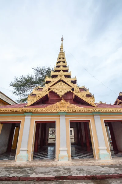 Shwezigon Paya v noci, Bagan, Myanmar. — Stock fotografie