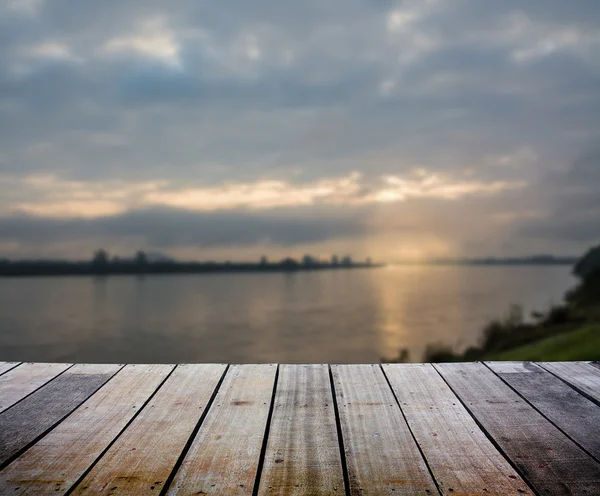 Paisaje con terraza de madera — Foto de Stock