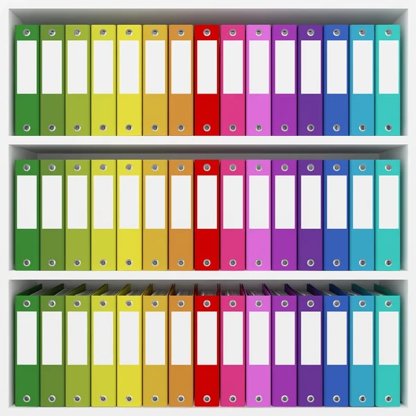 Carpetas de oficina de colores en los estantes —  Fotos de Stock