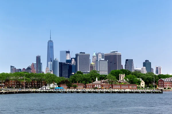 Panorama de la ciudad de Nueva York Manhattan y Governors Island — Foto de Stock